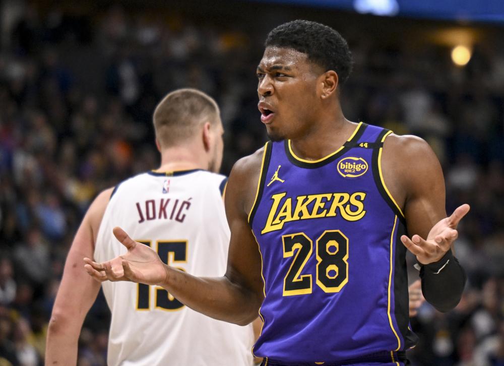 的进攻压迫 的进攻压迫