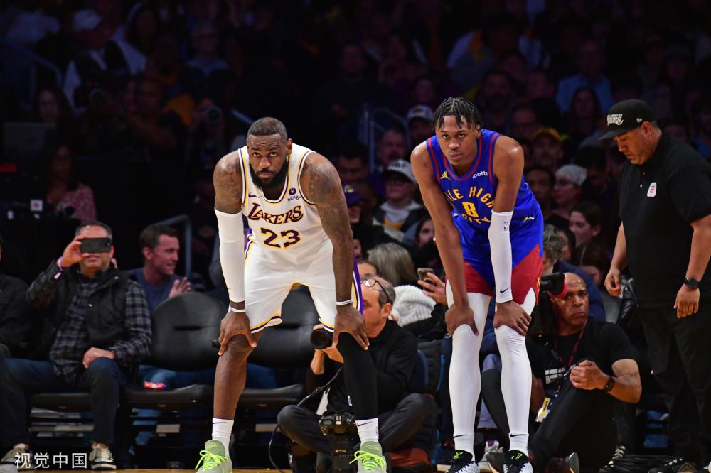 何一位参赛 何一位参赛