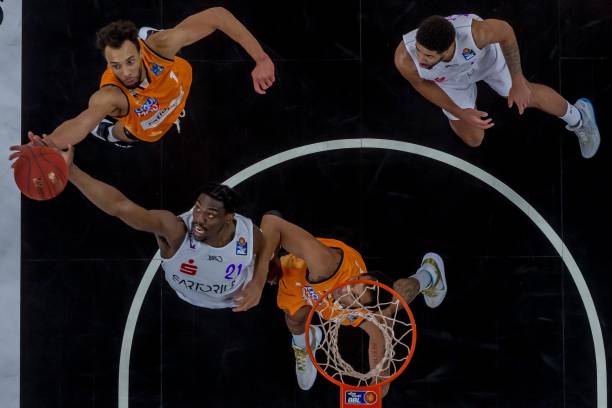 中场中切换 中场中切换